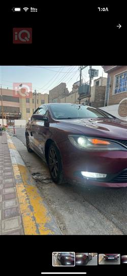 کرایسلەر 200